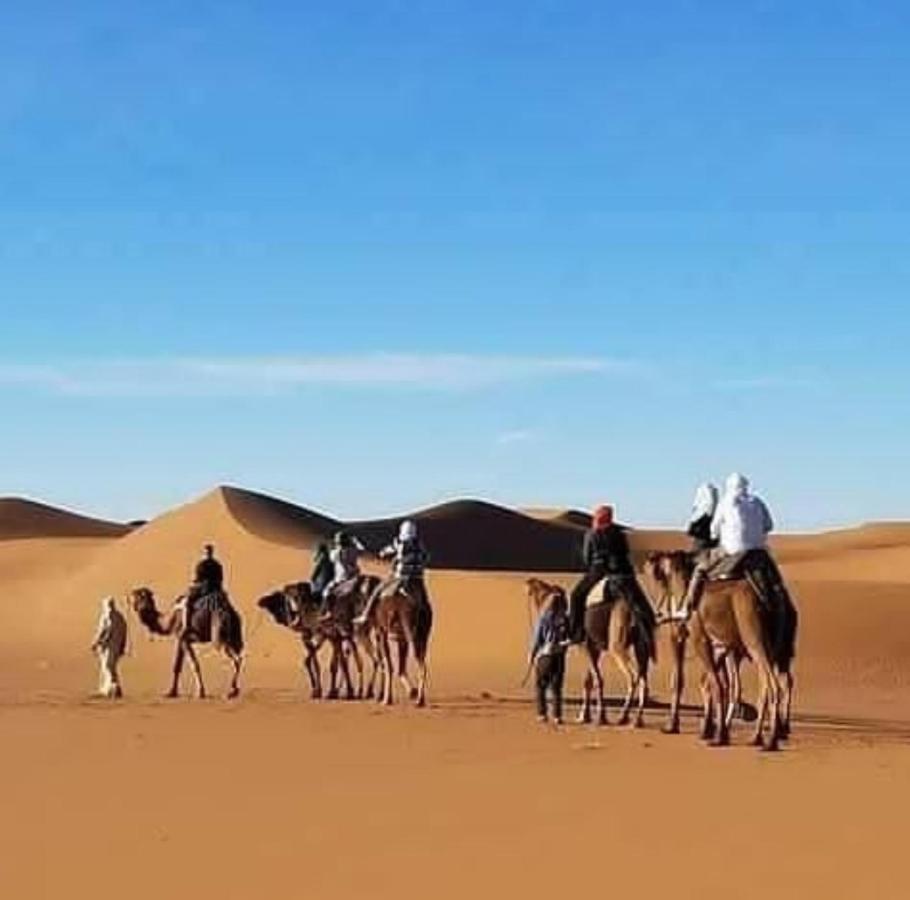 מחמיד Chegaga Desert Trips Camp מראה חיצוני תמונה