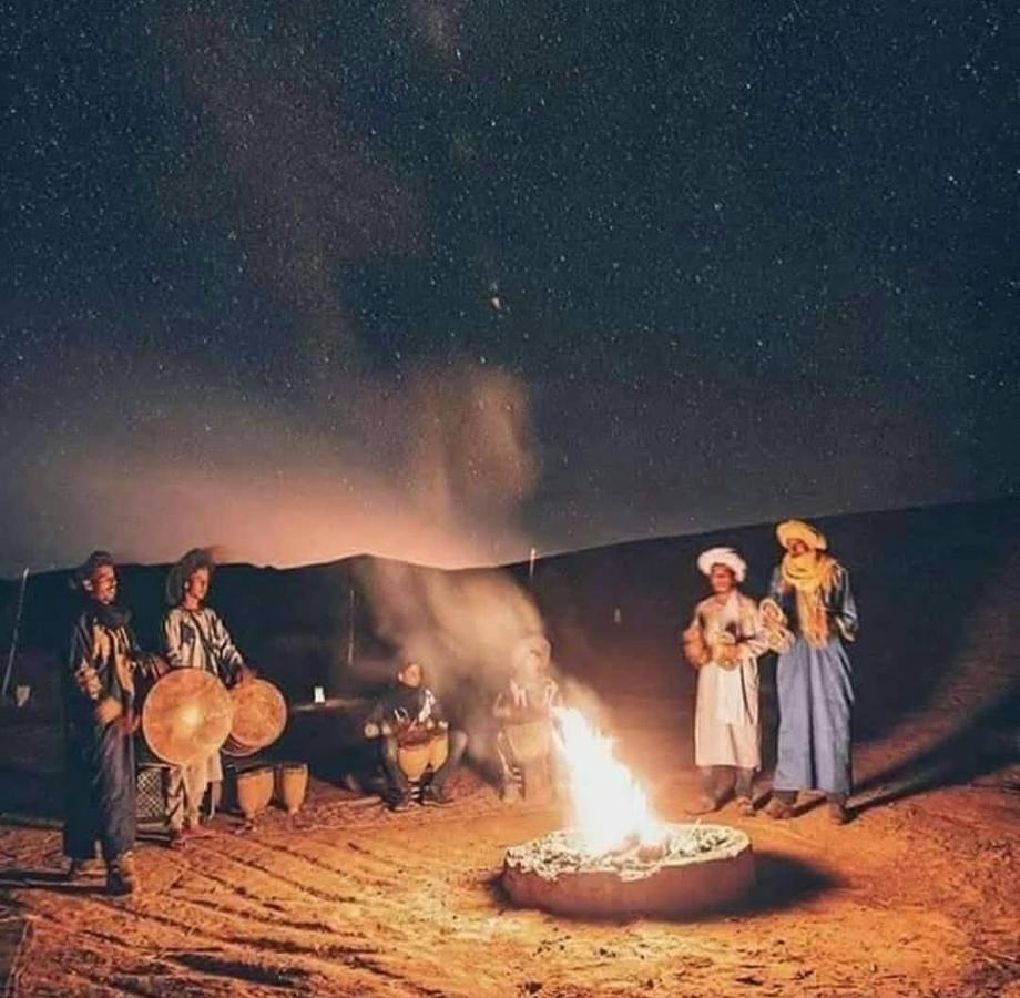 מחמיד Chegaga Desert Trips Camp מראה חיצוני תמונה