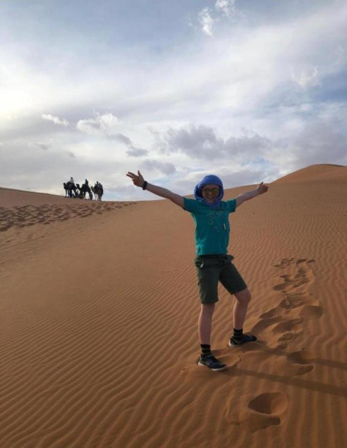 מחמיד Chegaga Desert Trips Camp מראה חיצוני תמונה